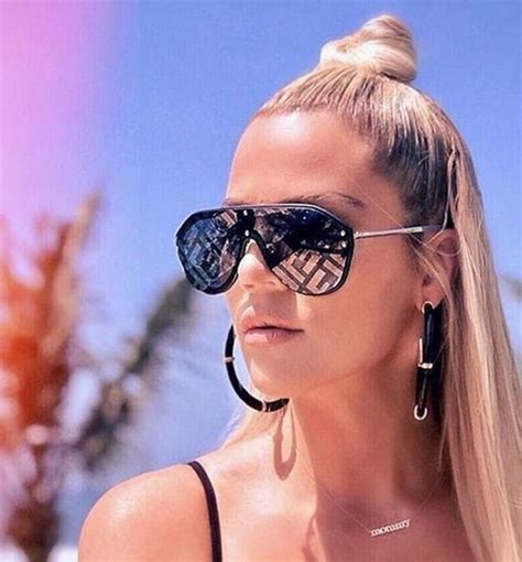 Khloe Kardashian Wearing Fendi FM0039GS Sunglasses